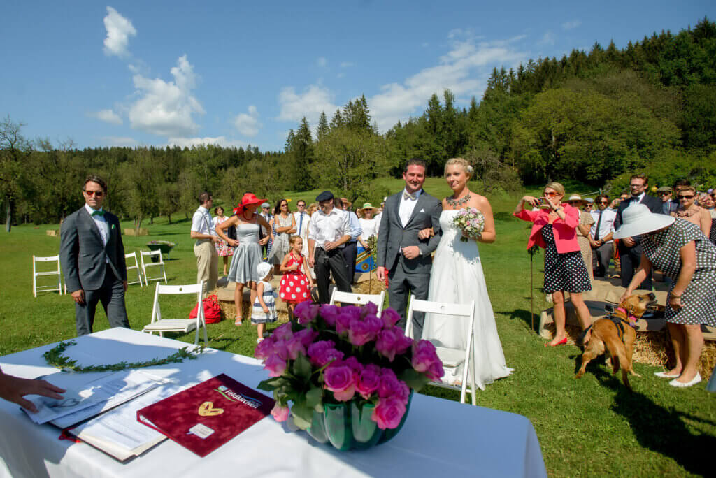 Beautiful Wedding in Austria - Image of A&E - Hochzeitsfotografie Lilli's Feststadl - Austria